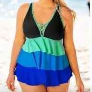 LAYERED HEM GRADIENT SWIMDRESS AND PANTY